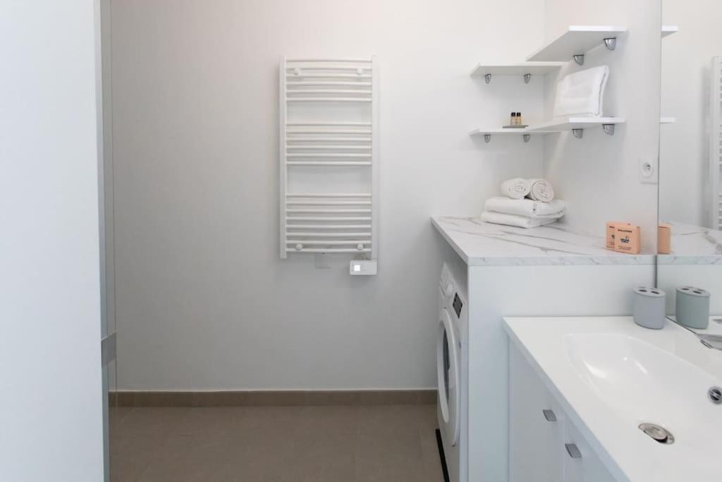 L17 Arenas Suite 3 Balconies 5Mins To The Sea Nice Exteriör bild