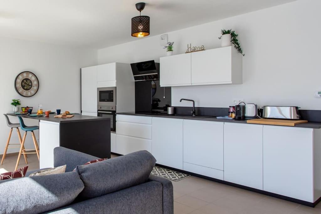 L17 Arenas Suite 3 Balconies 5Mins To The Sea Nice Exteriör bild